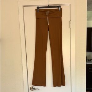 NWT Skims Fold-over Waist Flare Pants in Warm Brown